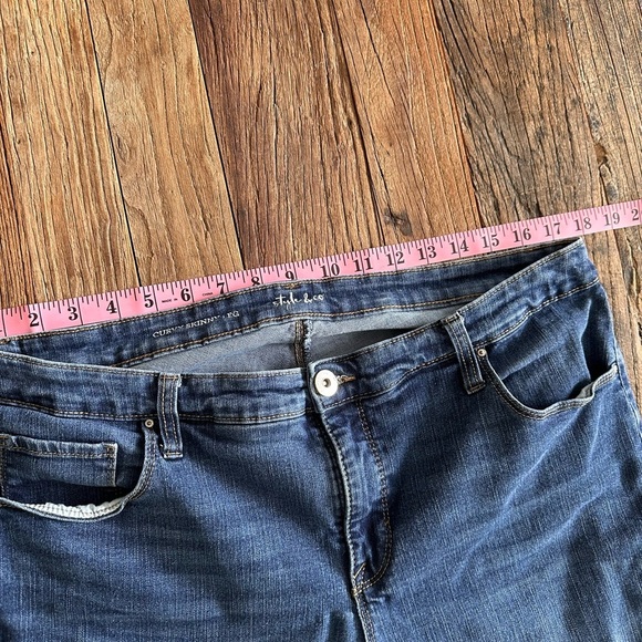 Trendy Blue Denim Jeans - Picture 2 of 4